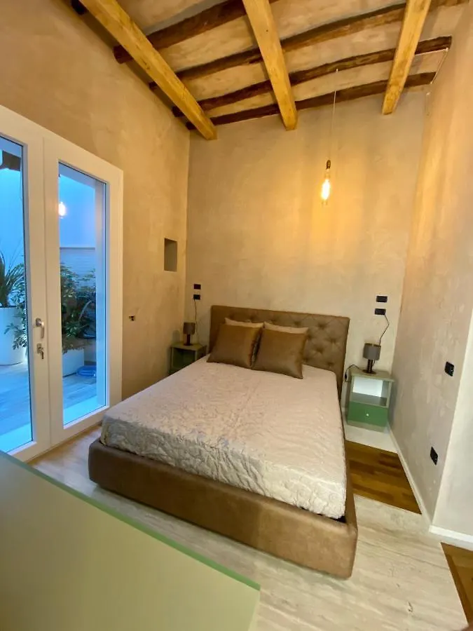 Il Cortile Di Elen Hotel Marsala 0*,